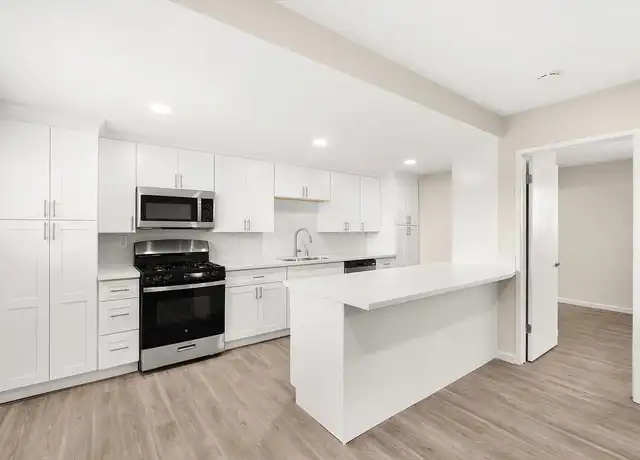Property at Tyler Arms Apartments - Riverside, CA - 5220 Tyler St, Riverside, CA, 92503, 0-1 beds, 1 bath, [object Object]