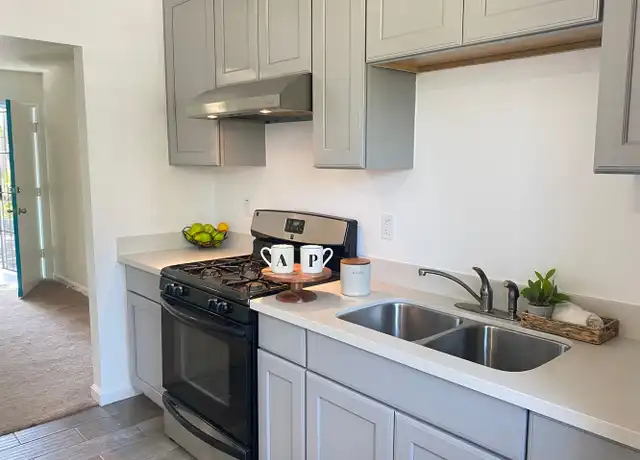 Property at 1409 Carleton St Unit C, Berkeley, CA, 94702, 2 beds, 1 bath, [object Object]