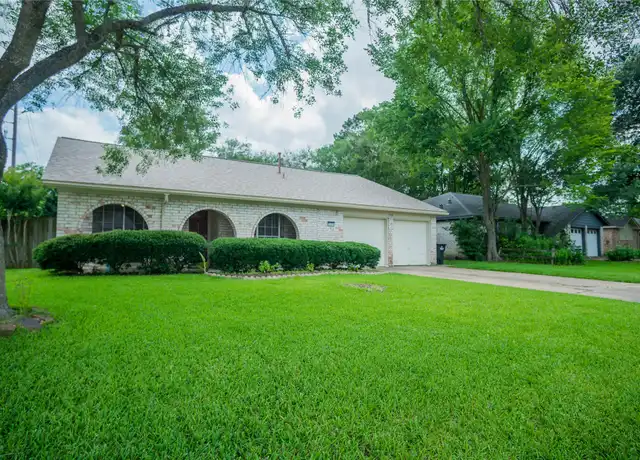 Property at 5303 Lincoln Town Dr, Katy, TX, 77493, 3 beds, 2 baths, [object Object]