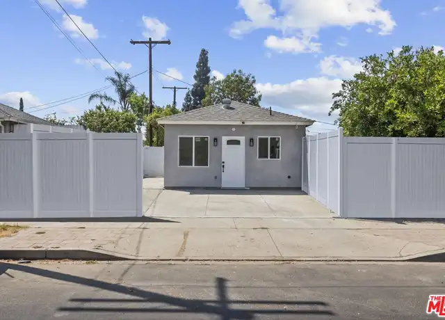Property at 14950 Tuba St, Mission Hills, CA, 91345, 1 bed, 1 bath, [object Object]