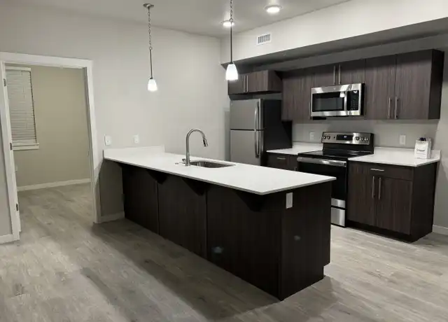 Property at 532 N 44th St Unit 201, Nampa, ID, 83687, 2 beds, 1 bath, [object Object]