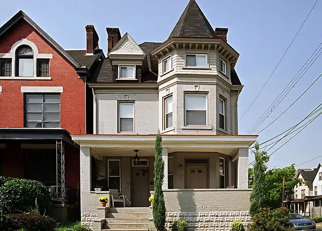 Property at 700 College St Unit 3, Pittsburgh, PA, 15232, 2 beds, 1 bath, [object Object]