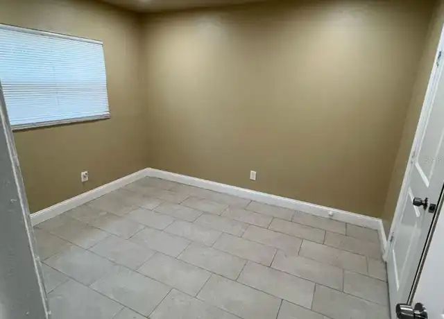 Property at 10106 N 10th St Unit B, Tampa, FL, 33612, 2 beds, 1 bath, [object Object]