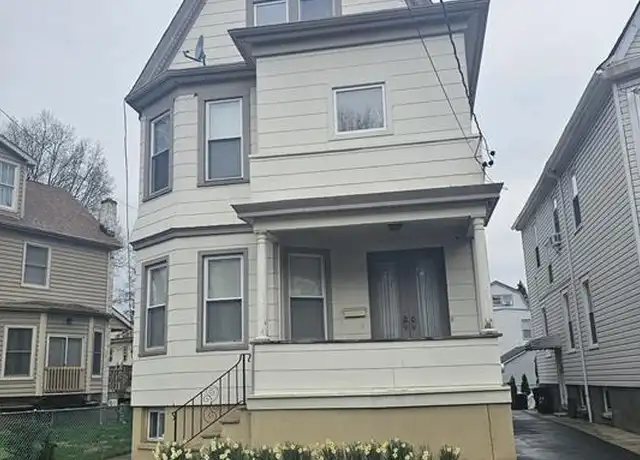 Property at 46 Olive St Unit 1st floor, Bloomfield, NJ, 07003, 3 beds, 1 bath, [object Object]