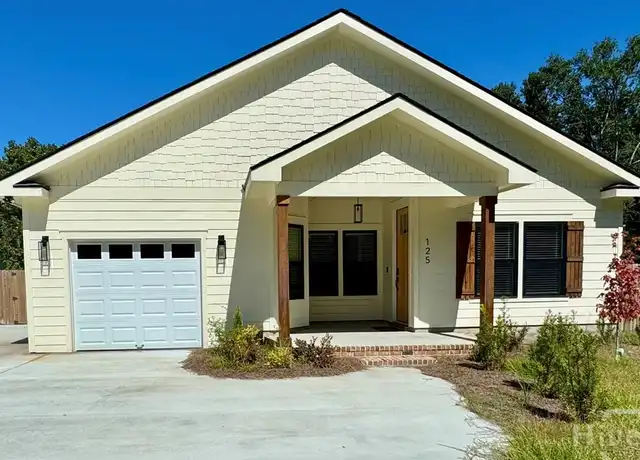 Property at 125 Fair St, Savannah, GA, 31408, 3 beds, 2 baths, [object Object]