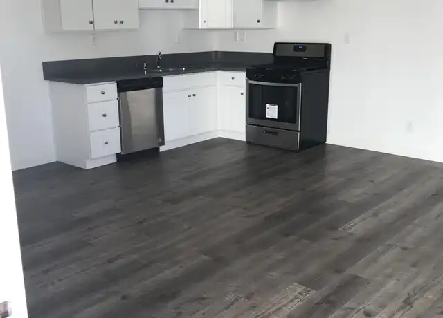 Property at 14329 Haynes St Unit 5, Van Nuys, CA, 91401, 1 bed, 1 bath, [object Object]