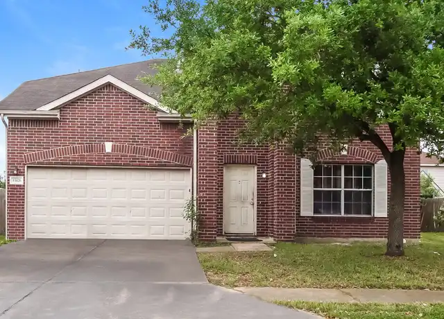 Property at 13426 Fountain Hills Ct, Houston, TX, 77086, 5 beds, 2 baths, [object Object]