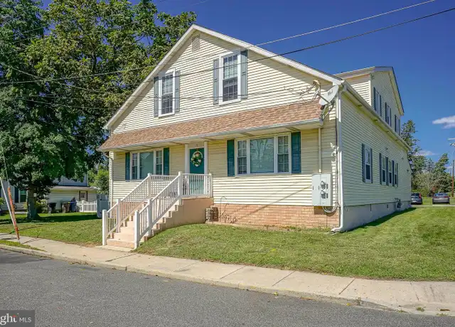 Property at 18 East Ave Unit 1ST FLOOR, Mullica Hill, NJ, 08062, 3 beds, 2 baths, [object Object]