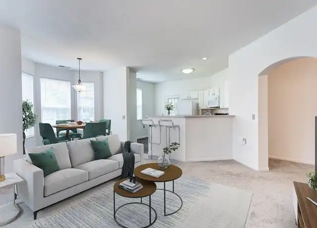Property at Hills of Aberdeen Apartment Homes - 247 Marcliffe Dr S, Valparaiso, IN, 46385, 1-2 bed, 1-2 bath, [object Object]