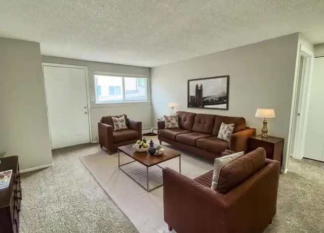 Property at 2915 Straus Ln Unit 2, Colorado Springs, CO, 80907, 2 beds, 1 bath, [object Object]