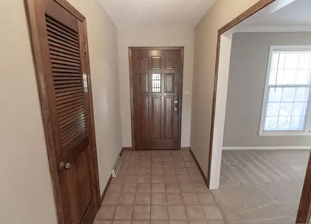 Property at 306 W Briarwood Ln, Columbia, MO, 65203, 4 beds, 3 baths, [object Object]