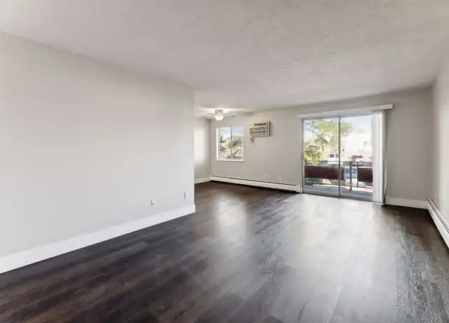 Property at 3771 Robb Ave Unit 3771-10, Cincinnati, OH, 45211, 1 bed, 1 bath, [object Object]