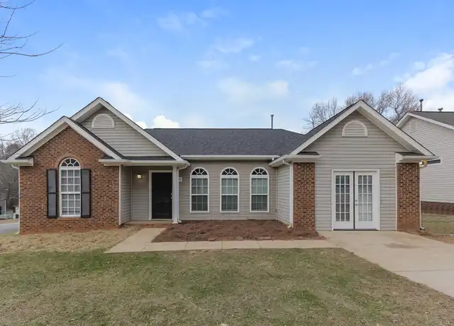 Property at 7218 Kavan Hunter Dr, Charlotte, NC, 28214, 3 beds, 2 baths, [object Object]