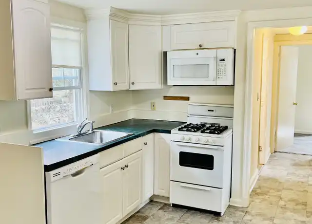 Property at 6 Kensico Knoll Rd Unit 2, White Plains, NY, 10603, 1 bed, 1 bath, [object Object]