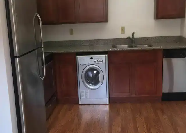 Property at 9955 S Cicero Ave, Oak Lawn, IL, 60453, 1 bed, 1 bath, [object Object]