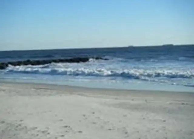 Property at 123 Cayuga Ave, Atlantic Beach, NY, 11509, 6 beds, 4 baths, [object Object]