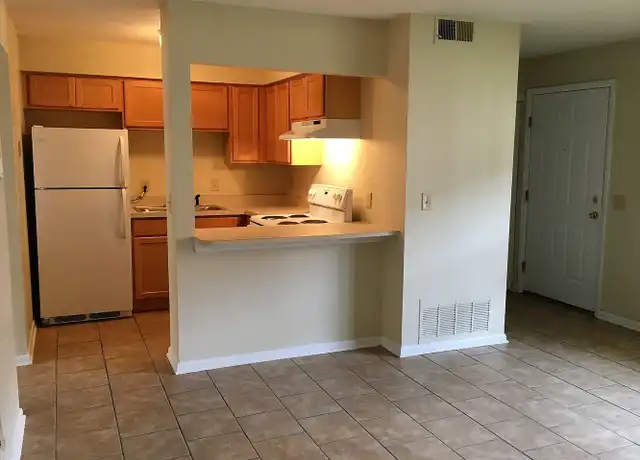 Property at 4086 Karl Rd Unit 4086-A8, Columbus, OH, 43224, 1 bed, 1 bath, [object Object]