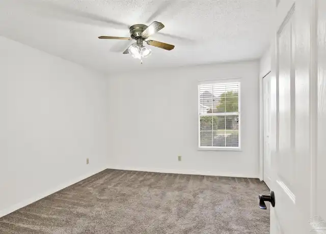 Property at 7830 Homestead Ln Unit B, Pensacola, FL, 32526, 2 beds, 2 baths, [object Object]