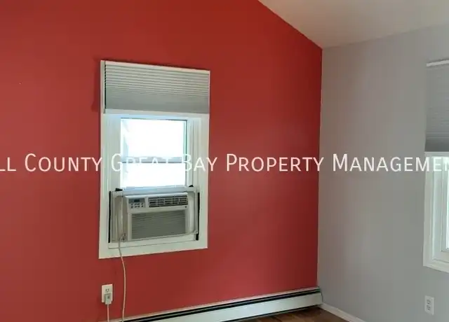 Property at 41 Shaber Rd, Patchogue, NY, 11772, 2 beds, 1 bath, [object Object]