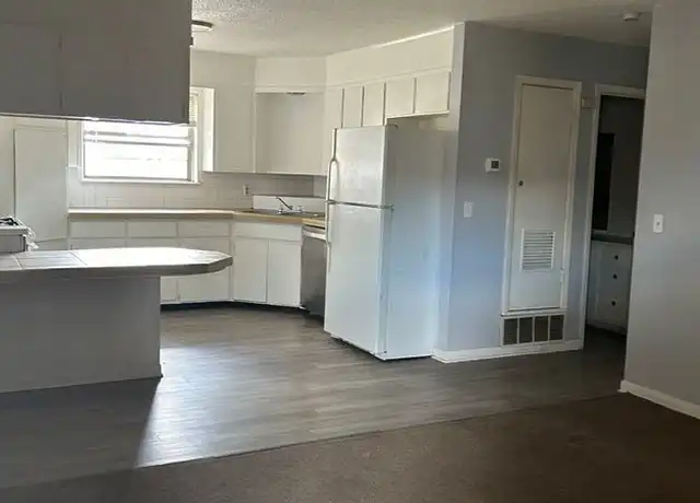 Property at 1921 Gregory Dr Unit 4, Amarillo, TX, 79106, 2 beds, 1 bath, [object Object]
