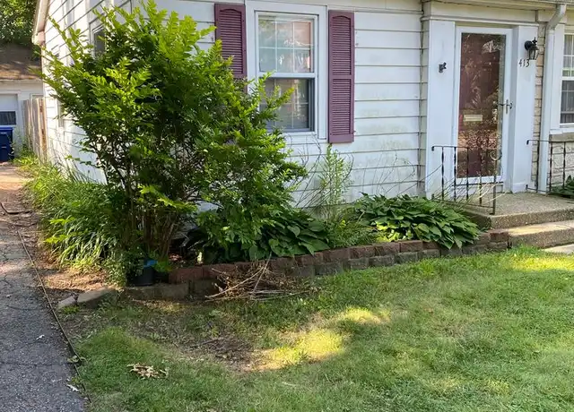 Property at 413 W Greenwood Ave Unit 413, Waukegan, IL, 60087, 2 beds, 1 bath, [object Object]