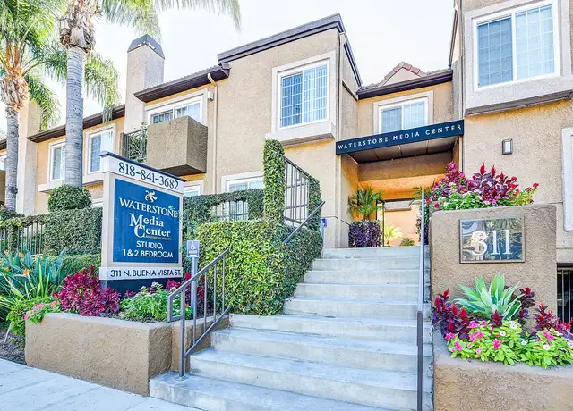 Photo of 311 N Buena Vista St, Burbank, CA 91505