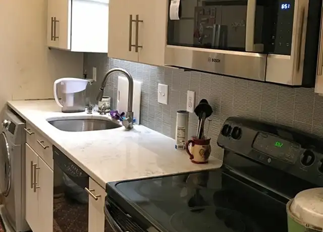 Property at 16 Balmoral St #421, Andover, MA, 01810, 1 bed, 1 bath, [object Object]