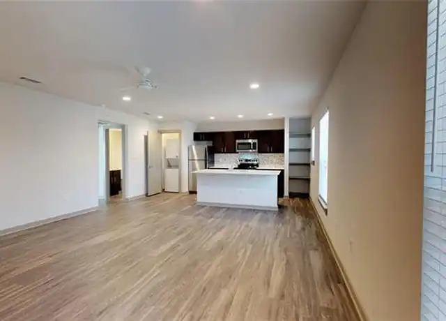 Property at 6304 Prospect Ave Unit 205, Dallas, TX, 75214, 1 bed, 1 bath, [object Object]