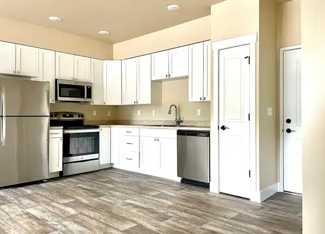 Property at Grant Creek Village - 5306 Elyn Loop, Missoula, MT, 59808, 1-2 bed, 1-2 bath, [object Object]