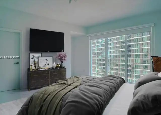 Property at 60 SW 13th St #1600, Miami, FL, 33130, 2 beds, 2.5 baths, [object Object]