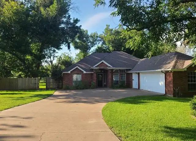 Property at 9020 Monticello Dr, Granbury, TX, 76049, 3 beds, 2 baths, [object Object]