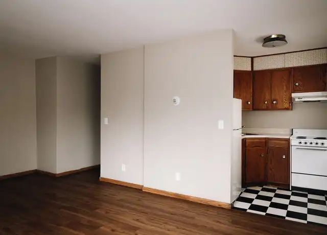 Property at 3615 Grand Ave S Unit 104, Minneapolis, MN, 55409, 1 bed, 1 bath, [object Object]