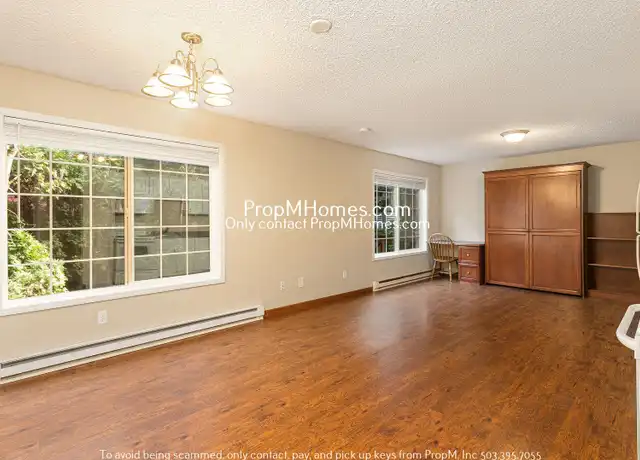 Property at 5924 S Hood Ave Unit 7, Portland, OR, 97239, 0 beds, 1 bath, [object Object]