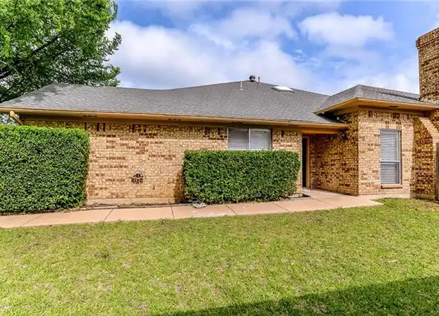 Property at 1106 Wimbledon Ln, Plano, TX, 75075, 3 beds, 2 baths, [object Object]
