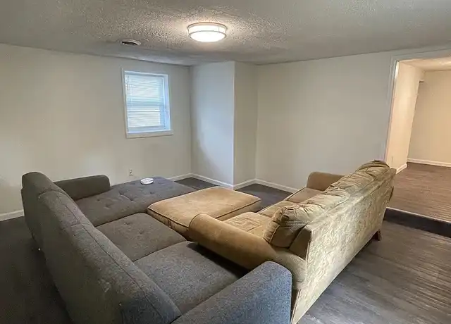 Property at 73 Ross St, Delaware, OH, 43015, 3 beds, 2 baths, [object Object]