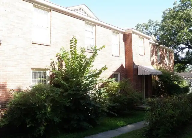 Property at 1004 Kavanaugh Blvd Unit 2, Little Rock, AR, 72205, 1 bed, 1 bath, [object Object]