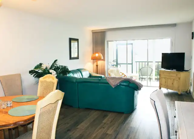 Property at 9 High Point Cir N #105, Naples, FL, 34103, 2 beds, 2 baths, [object Object]
