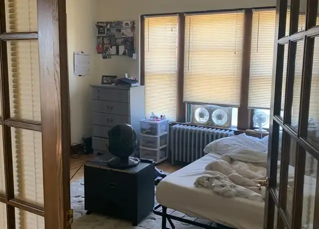 Property at 813 University Ave SE Unit 301, Minneapolis, MN, 55414, 2 beds, 1 bath, [object Object]