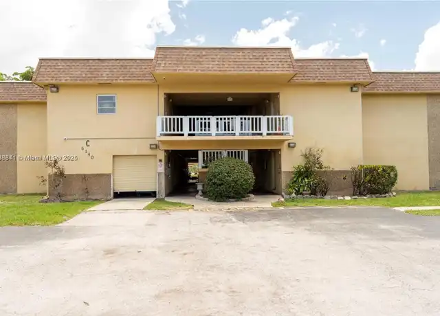 Property at 5140 SW 40th Ave Unit 23C, Fort Lauderdale, FL, 33314, 2 beds, 2 baths, [object Object]
