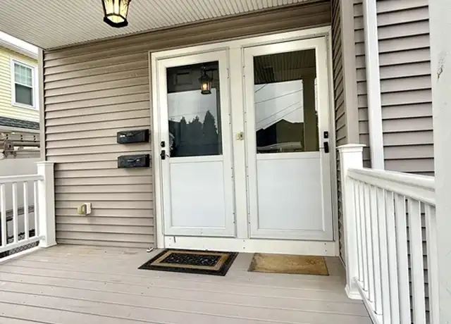 Property at 1 Stadium Rd Unit 1, Malden, MA, 02148, 3 beds, 1 bath, [object Object]