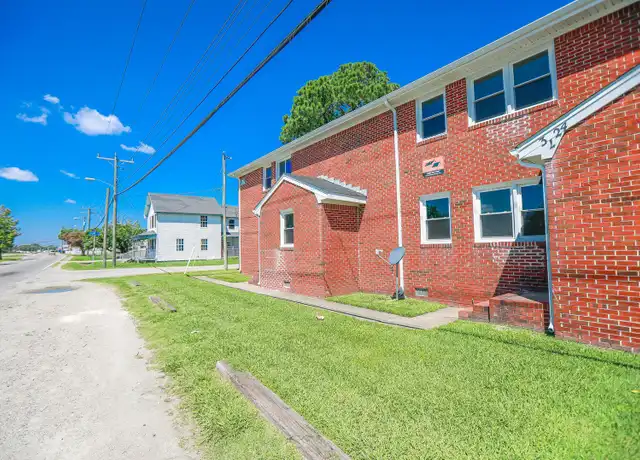 Property at 3724 E Princess Anne Rd Unit 4, Norfolk, VA, 23502, 2 beds, 1 bath, [object Object]