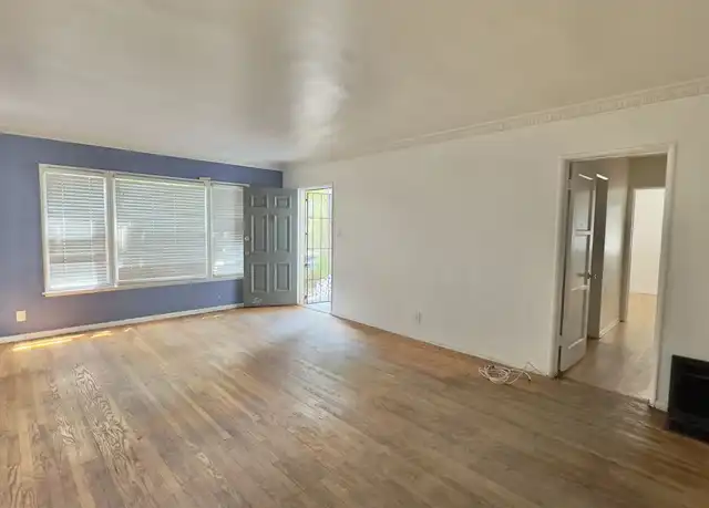 Property at 5121 20th St, Los Angeles, CA, 90016, 1 bed, 1 bath, [object Object]
