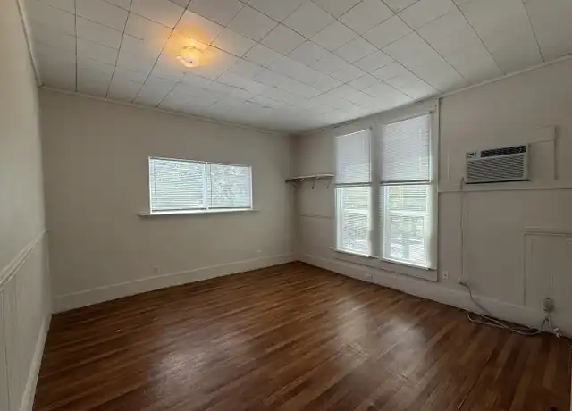 Property at 319 North St Unit 2, San Marcos, TX, 78666, 0 beds, 1 bath, [object Object]
