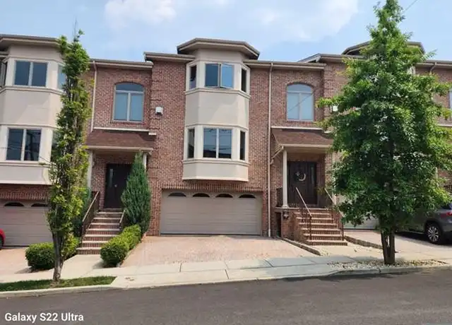 Property at 530 Kearney Ave, Cliffside Park, NJ, 07010, 3 beds, 2.5 baths, [object Object]