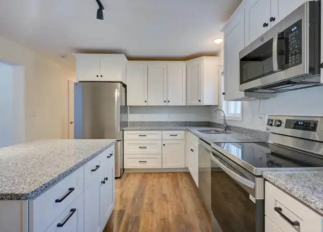 Property at 22 Bern Dr, Madison, NH, 03849, 2 beds, 2 baths, [object Object]
