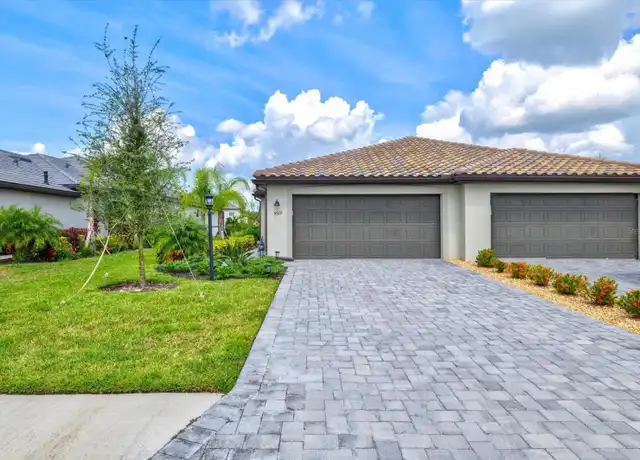 Property at 15519 Sunny Day Dr, Bradenton, FL, 34211, 2 beds, 2 baths, [object Object]