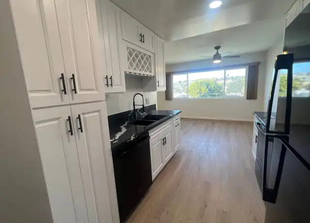 Property at 1830 Thomas Ave Unit 3A, San Diego, CA, 92109, 2 beds, 2 baths, [object Object]