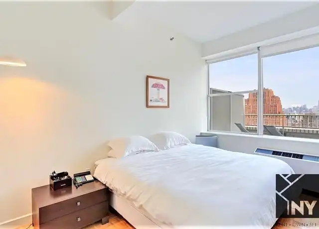 Property at 53 Park Pl Unit 2211, New York, NY, 10007, 2 beds, 1 bath, [object Object]