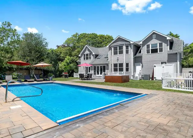 Property at 4 White Ln, Hampton Bays, NY, 11946, 6 beds, 3.5 baths, [object Object]