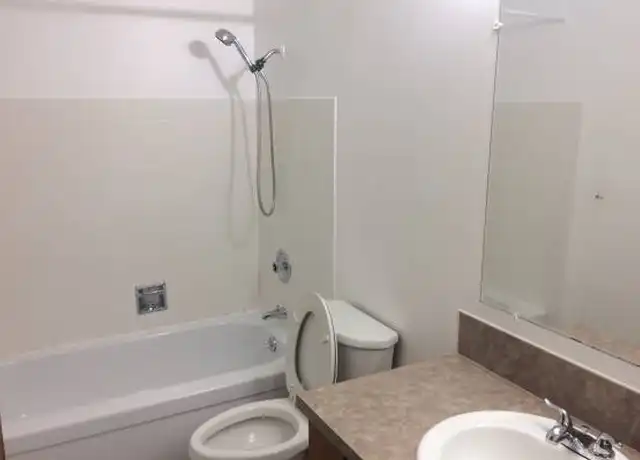 Property at 11501 Greenwood Ave N, Seattle, WA, 98133, 2 beds, 1 bath, [object Object]